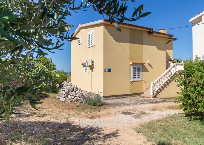 Διαμέρισμα With Parking Space Privlaka, Zadar - 24582